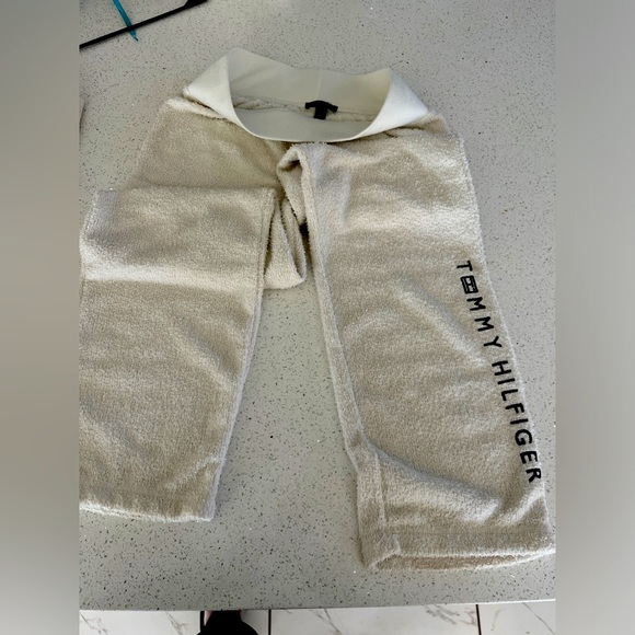 Sweatsuits - Picture 4 of 10